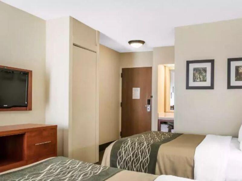 Surestay Plus By Best Western Jonestown Lebanon Valley Екстериор снимка