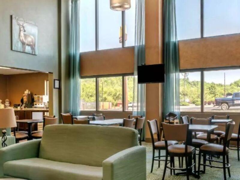 Surestay Plus By Best Western Jonestown Lebanon Valley Екстериор снимка