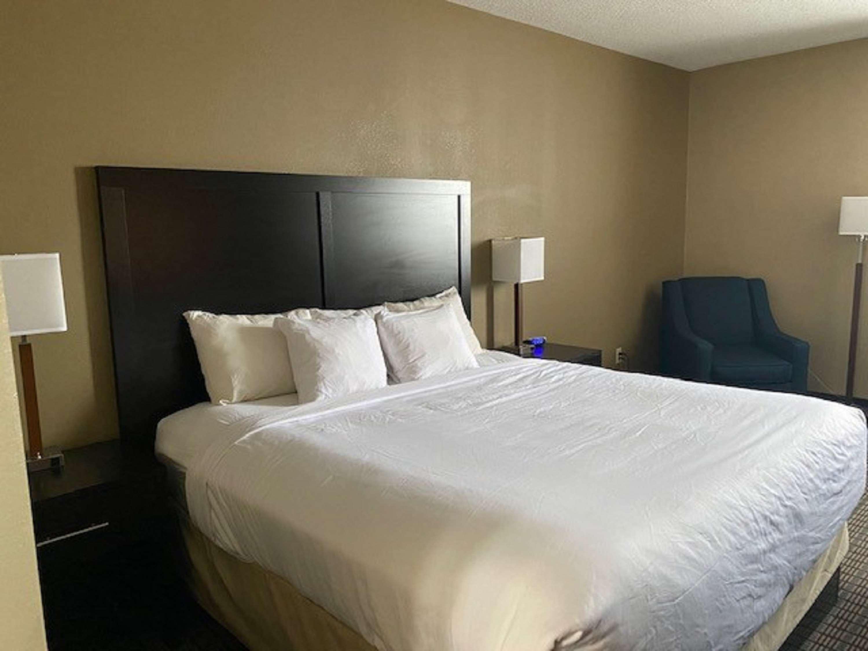 Surestay Plus By Best Western Jonestown Lebanon Valley Екстериор снимка