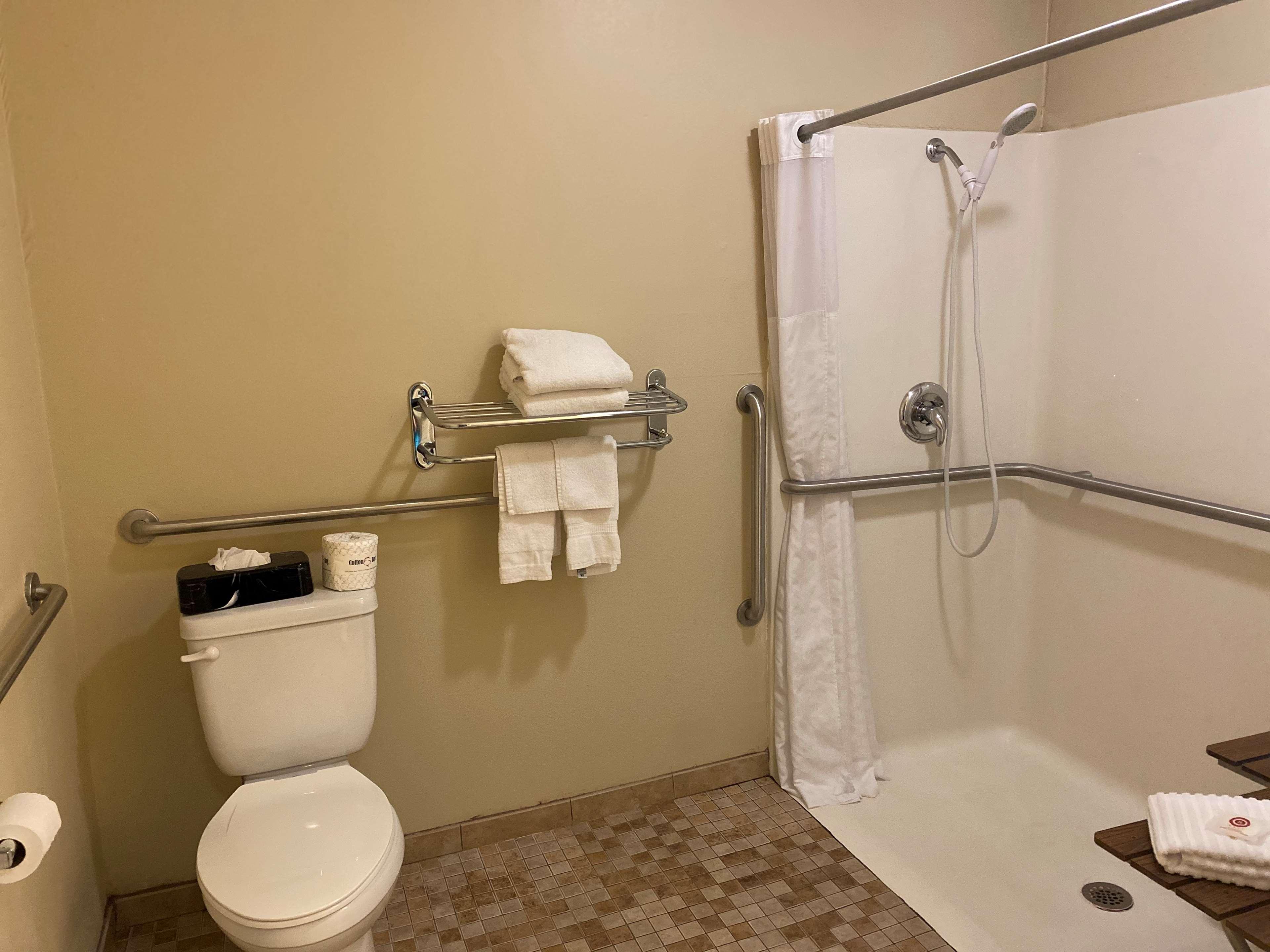 Surestay Plus By Best Western Jonestown Lebanon Valley Екстериор снимка